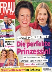 Frau Im Spiegel