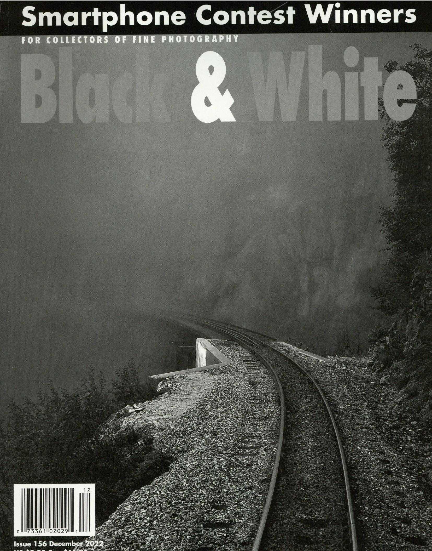 B&W & Color magazine